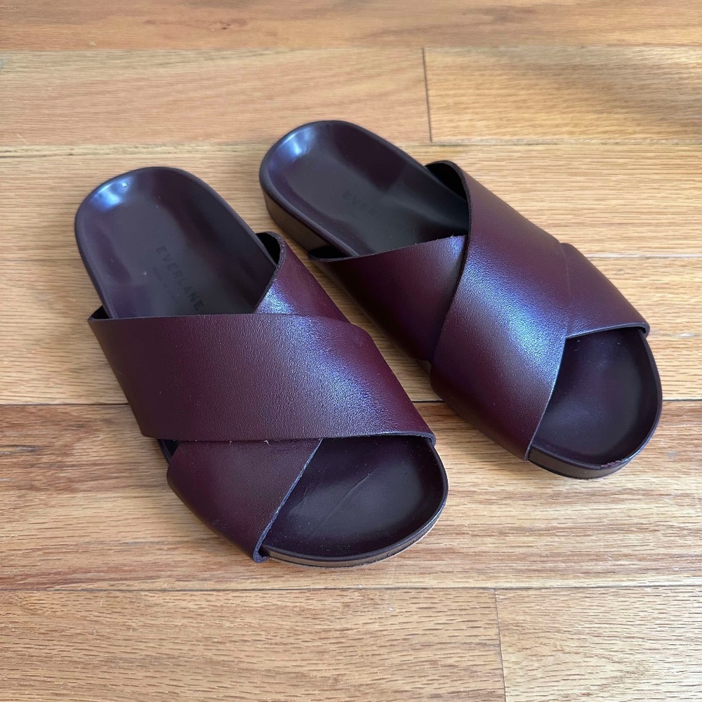 Everlane The Form Crossover Sandal in Wine - Size 6